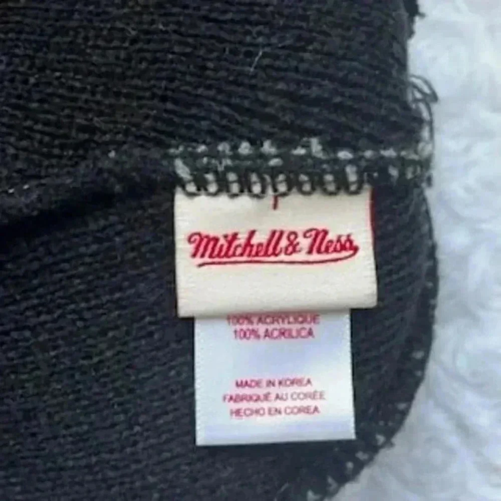 NBA‎ Chicago Bulls Basketball Beanie Black And Gray Hat